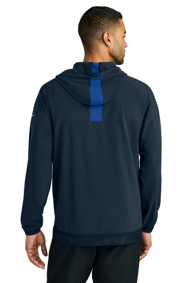 Nike Pro Hooded Jacket NKFQ4761 - Image 2